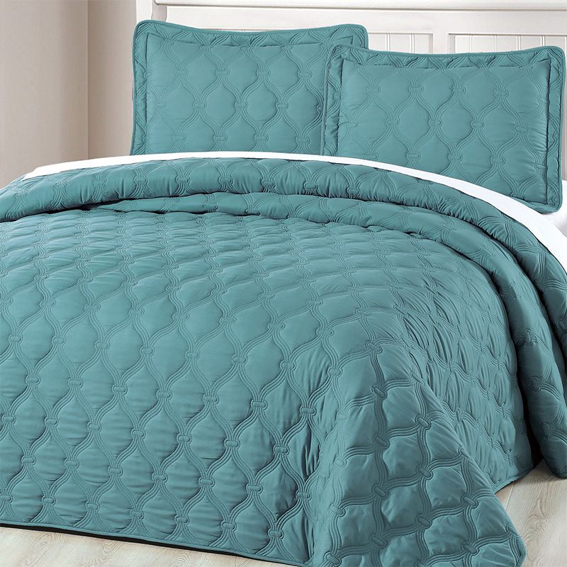 ogee blue quilt