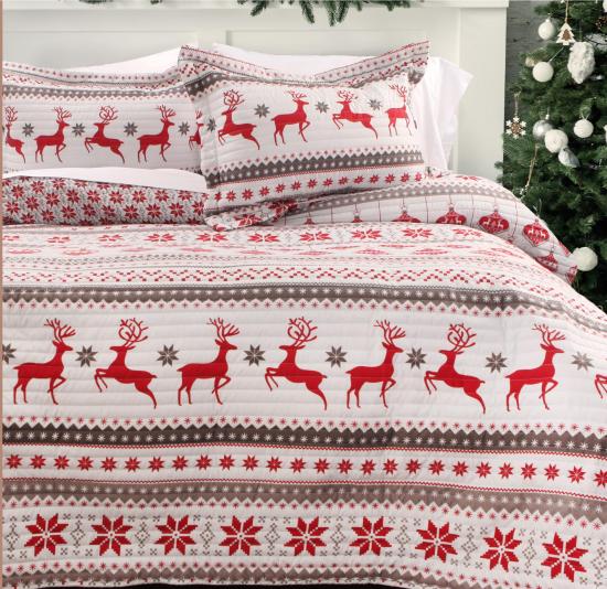  3 Piece Queen Size Holiday Quilt Set